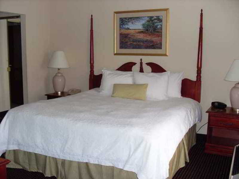 Hampton By Hilton Oklahoma City I-40 East- Tinker Afb Midwest City Exterior foto